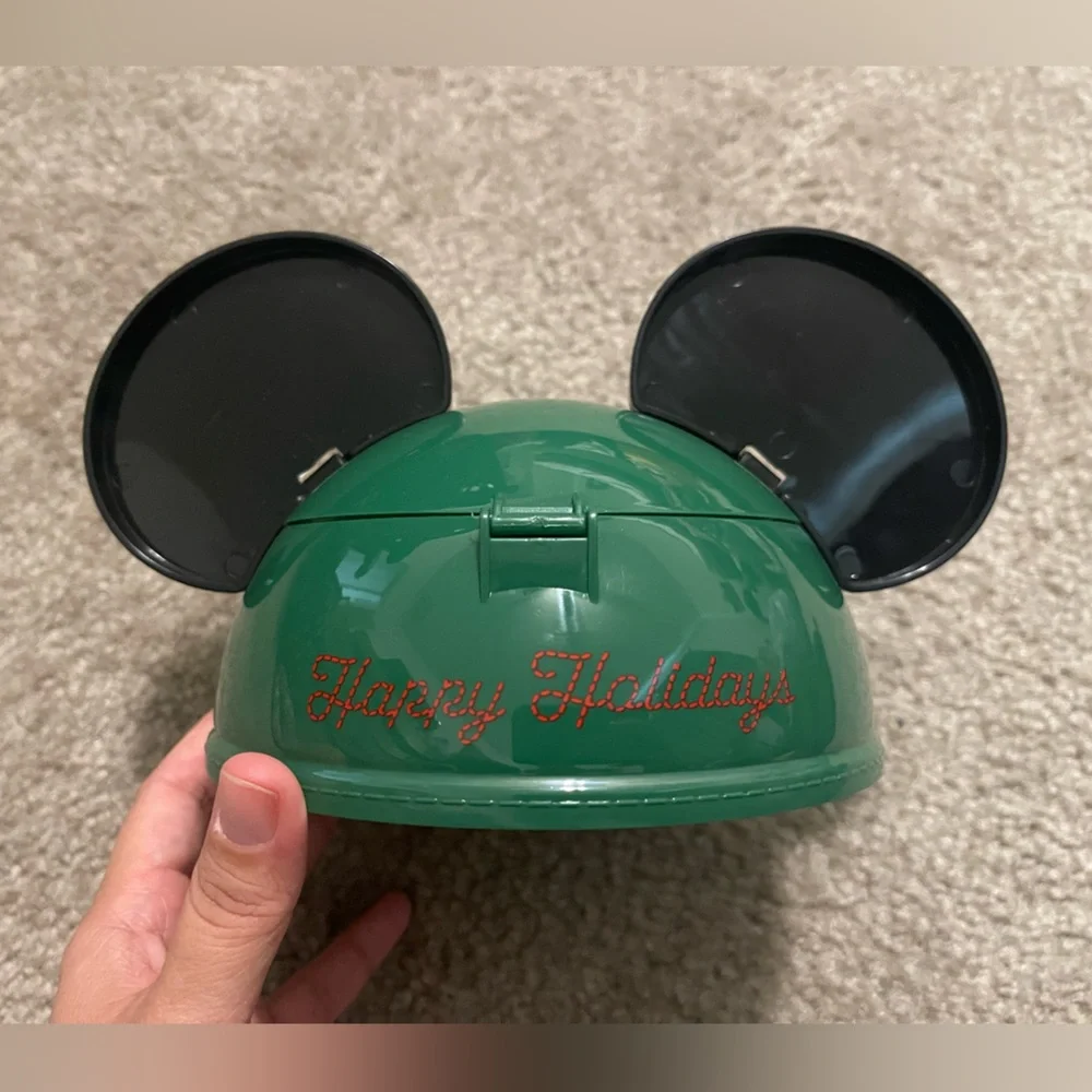 Disneyland 2022 Christmas Wreath Ears Hat Ice Cream Sundae Disney Holiday Bowl